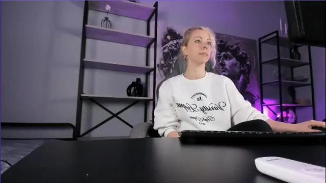 Image 12 of lylithskye Stream on Chaturbate on 1 month ago