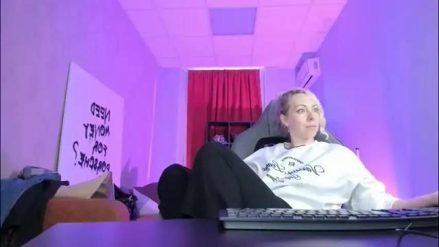 Image 8 of lylithskye Stream on Chaturbate on 21 days ago
