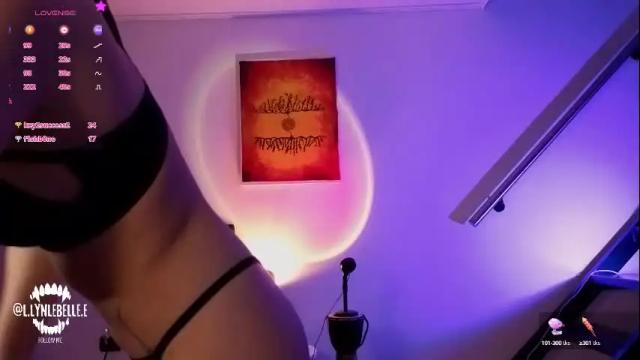Image 3 of lyn_lebelle Stream on Chaturbate on 3 months ago