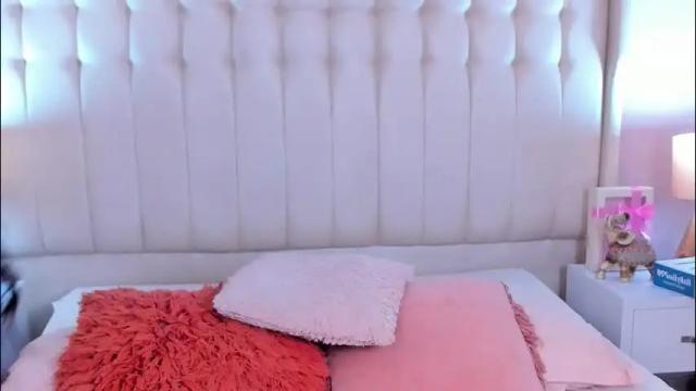 Image 2 of lyn_smith_ Stream on Chaturbate on 1 month ago