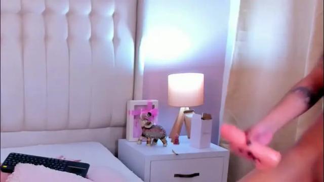 Image 2 of lyn_smith_ Stream on Chaturbate on 17 days ago