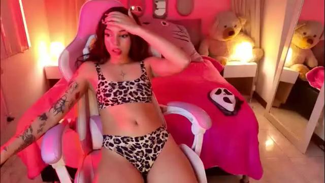 Image 7 of lyna_love Stream on Chaturbate on 13 hours ago