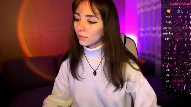 Image 10 of lynettesky Stream on Chaturbate on 13 months ago