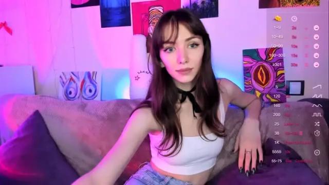 Image 6 of lynettesky Stream on Chaturbate on 13 months ago