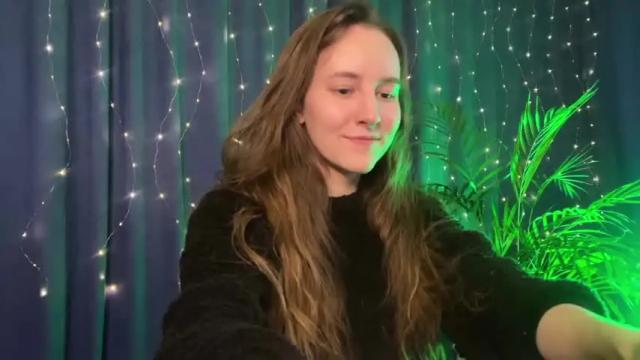 Image 2 of lynn_feline Stream on Chaturbate on 18 months ago