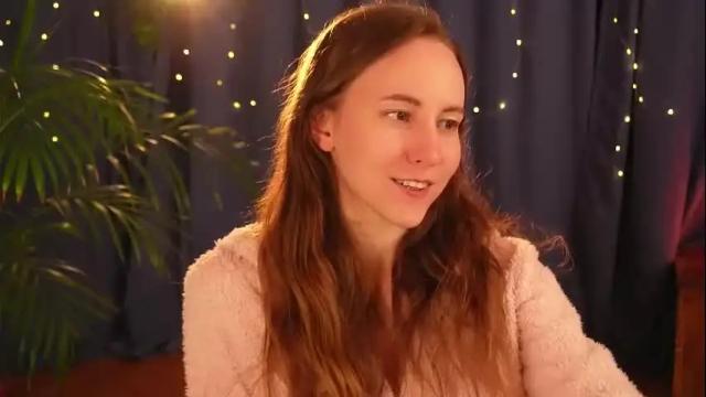 Image 6 of lynn_feline Stream on Chaturbate on 24 days ago