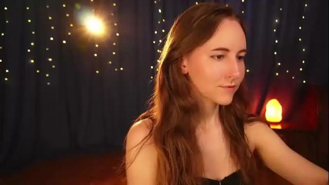 Image 2 of lynn_feline Stream on Chaturbate on 4 days ago
