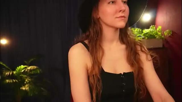 Image 3 of lynn_feline Stream on Chaturbate on 2 months ago