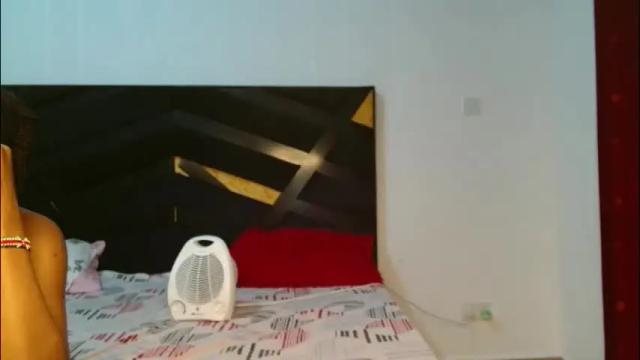 Image 2 of lynne_ Stream on Chaturbate on 2 months ago