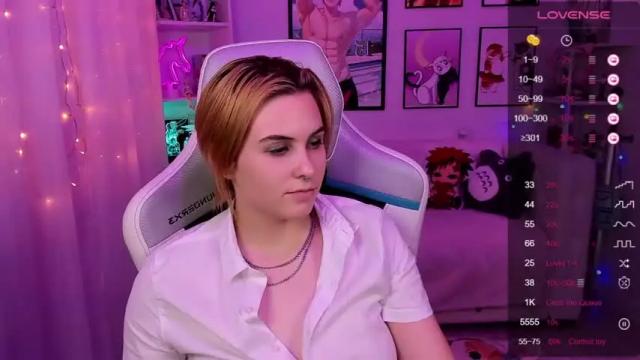 Image 4 of lynnedawson Stream on Chaturbate on 19 months ago