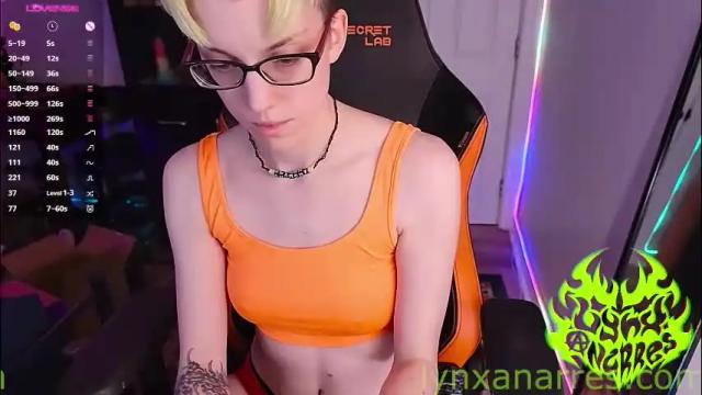 Image 12 of lynxanarres Stream on Chaturbate on 1 month ago