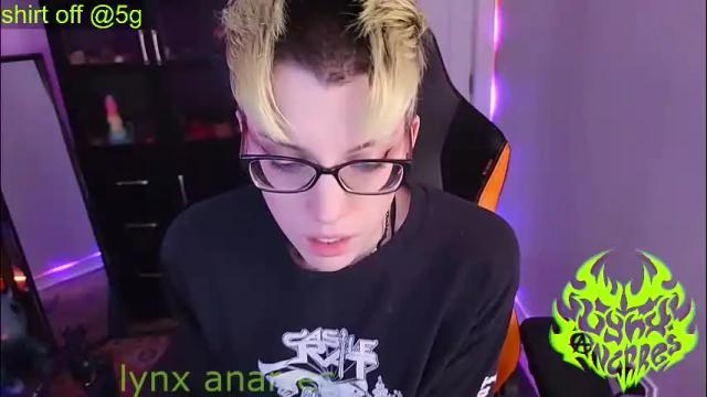 Image 2 of lynxanarres Stream on Chaturbate on 1 month ago