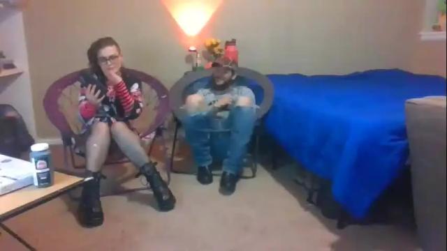 Image 6 of lynzilust Stream on Chaturbate on 15 months ago