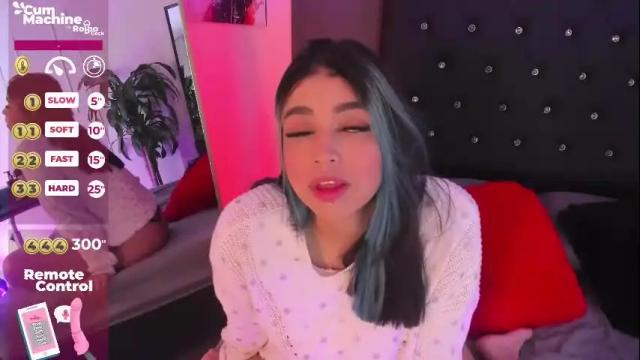 Image 8 of lyra_rain Stream on Chaturbate on 1 month ago