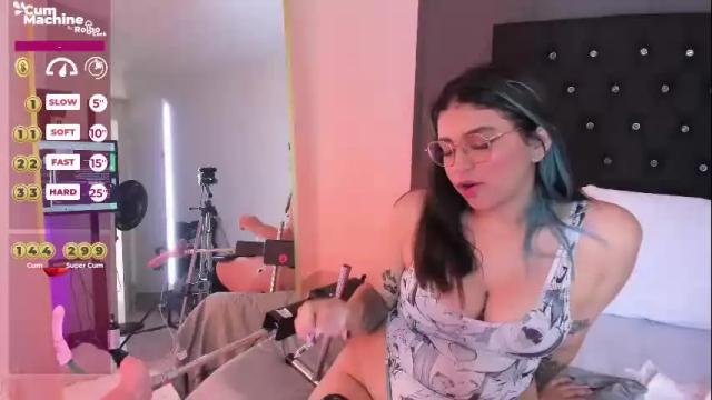 Image 12 of lyra_rain Stream on Chaturbate on 28 days ago
