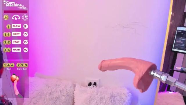 Image 12 of lyra_rain Stream on Chaturbate on 27 days ago
