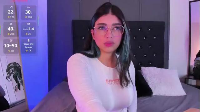 Image 6 of lyra_rain Stream on Chaturbate on 25 days ago