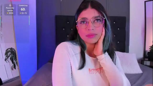 Thumbnail 3, lyra_rain's Stream at Chaturbate, 24 days ago