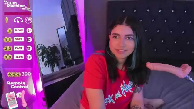 Image 3 of lyra_rain Stream on Chaturbate on 21 days ago