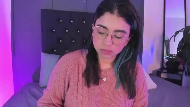 Image 7 of lyra_rain Stream on Chaturbate on 13 days ago