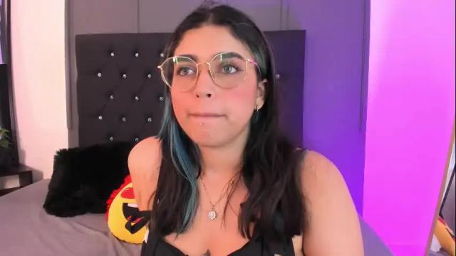Image 11 of lyra_rain Stream on Chaturbate on 1 day ago