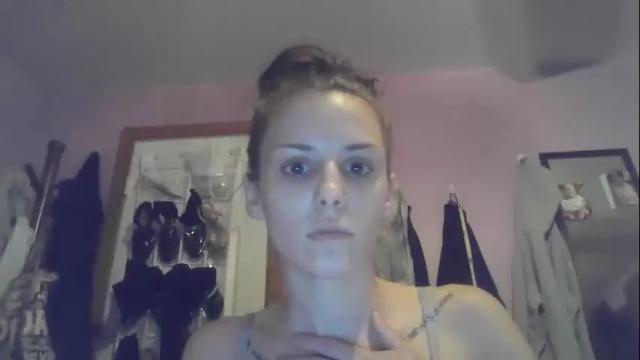 Image 2 of lyssx0 Stream on Chaturbate on 20 months ago