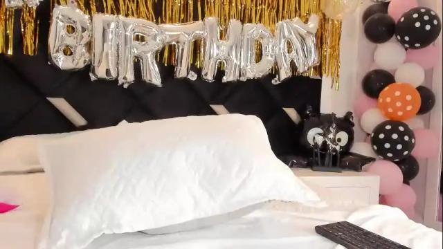 Image 10 of lyxi_ Stream on Chaturbate on 2 months ago