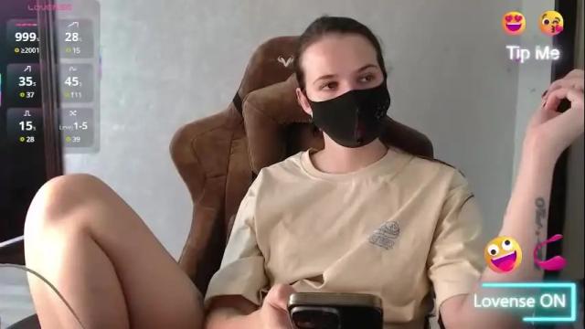 Image 7 of m00n8kiki Stream on Chaturbate on 3 months ago
