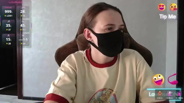 Image 11 of m00n8kiki Stream on Chaturbate on 3 months ago