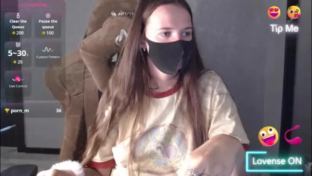 Image 7 of m00n8kiki Stream on Chaturbate on 2 months ago