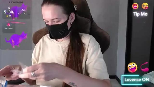 Image 4 of m00n8kiki Stream on Chaturbate on 1 month ago