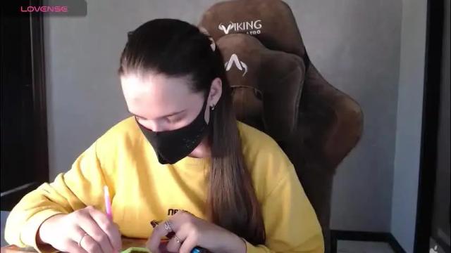 Image 10 of m00n8kiki Stream on Chaturbate on 1 month ago