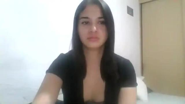 Image 2 of m1a98lov3 Stream on Chaturbate on 13 months ago