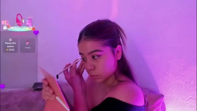 Image 10 of m1lk_choc Stream on Chaturbate on 1 month ago