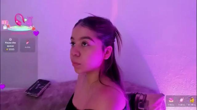 Image 8 of m1lk_choc Stream on Chaturbate on 1 month ago