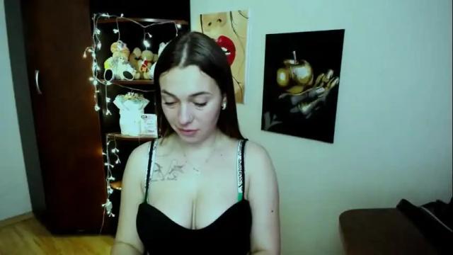 Image 12 of m_vikki Stream on Chaturbate on 1 month ago