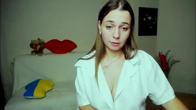 Image 7 of m_vikki Stream on Chaturbate on 2 months ago