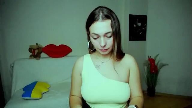 Image 11 of m_vikki Stream on Chaturbate on 2 months ago
