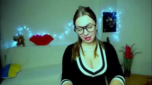 Image 8 of m_vikki Stream on Chaturbate on 25 days ago