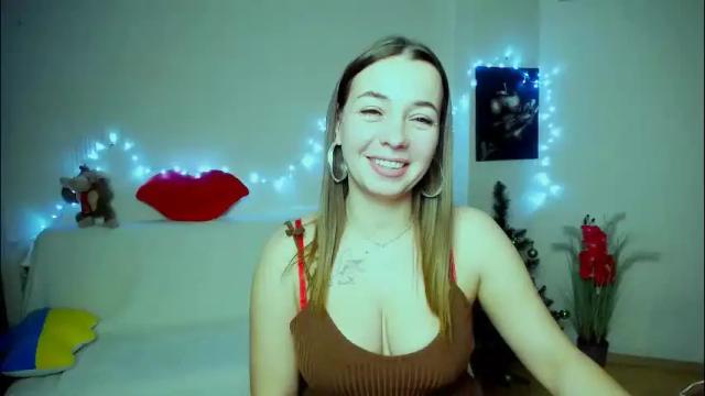 Image 12 of m_vikki Stream on Chaturbate on 19 days ago