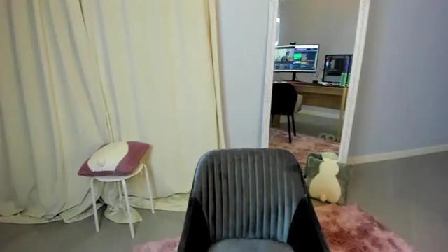 Image 11 of maaddy_dior Stream on Chaturbate on 18 months ago