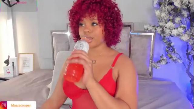 Image 10 of maaracooper Stream on Chaturbate on 13 days ago