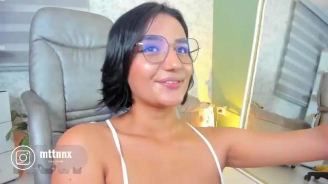 Image 4 of maartiinaa Stream on Chaturbate on 12 months ago