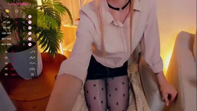 Thumbnail 1, maay_flowers's Stream at Chaturbate, 25 days ago