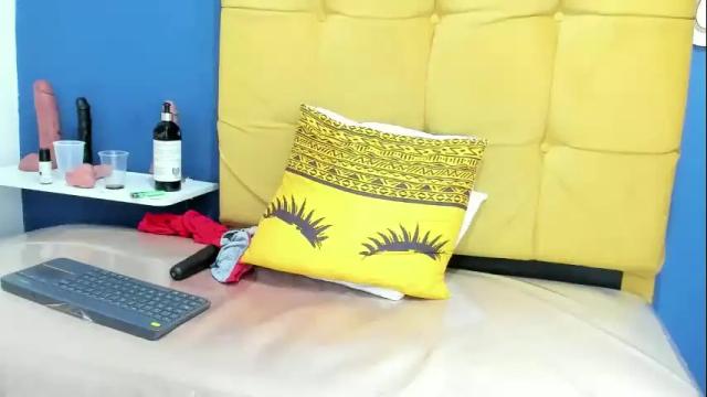 Image 4 of macarenasanchez Stream on Chaturbate on 29 days ago