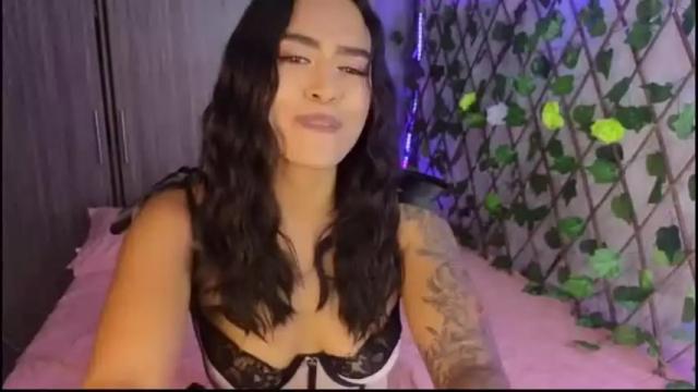 Image 2 of macey_elliot Stream on Chaturbate on 18 months ago