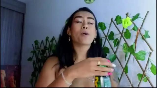 Image 12 of macey_elliot Stream on Chaturbate on 17 months ago