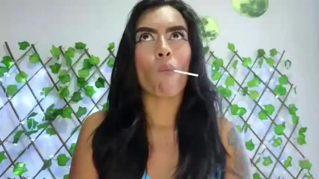 Image 10 of macey_elliot Stream on Chaturbate on 16 months ago