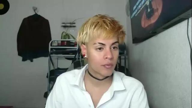 Image 2 of machissex Stream on Chaturbate on 4 months ago