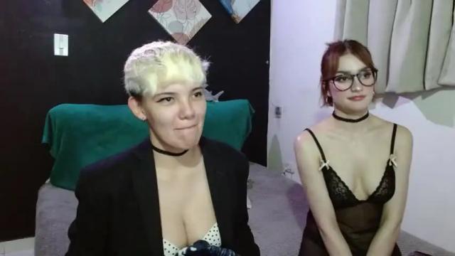 Image 11 of mackenziemoon Stream on Chaturbate on 17 months ago